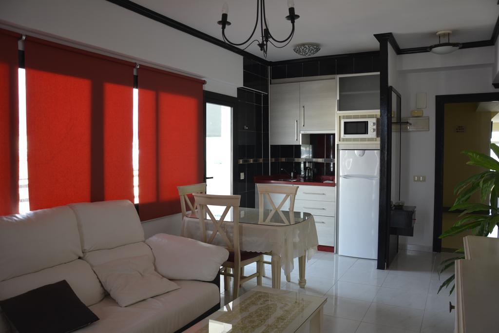 Apartamentos Mediterraneo 마르베야 외부 사진