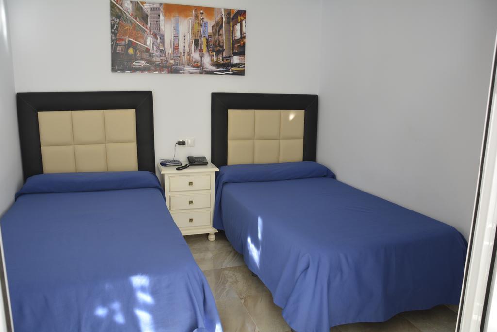 Apartamentos Mediterraneo 마르베야 외부 사진