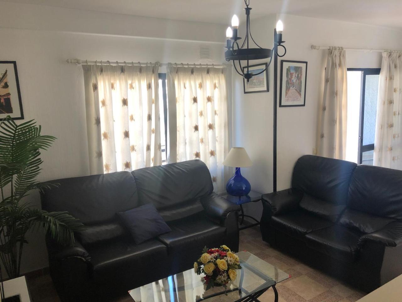 Apartamentos Mediterraneo 마르베야 외부 사진