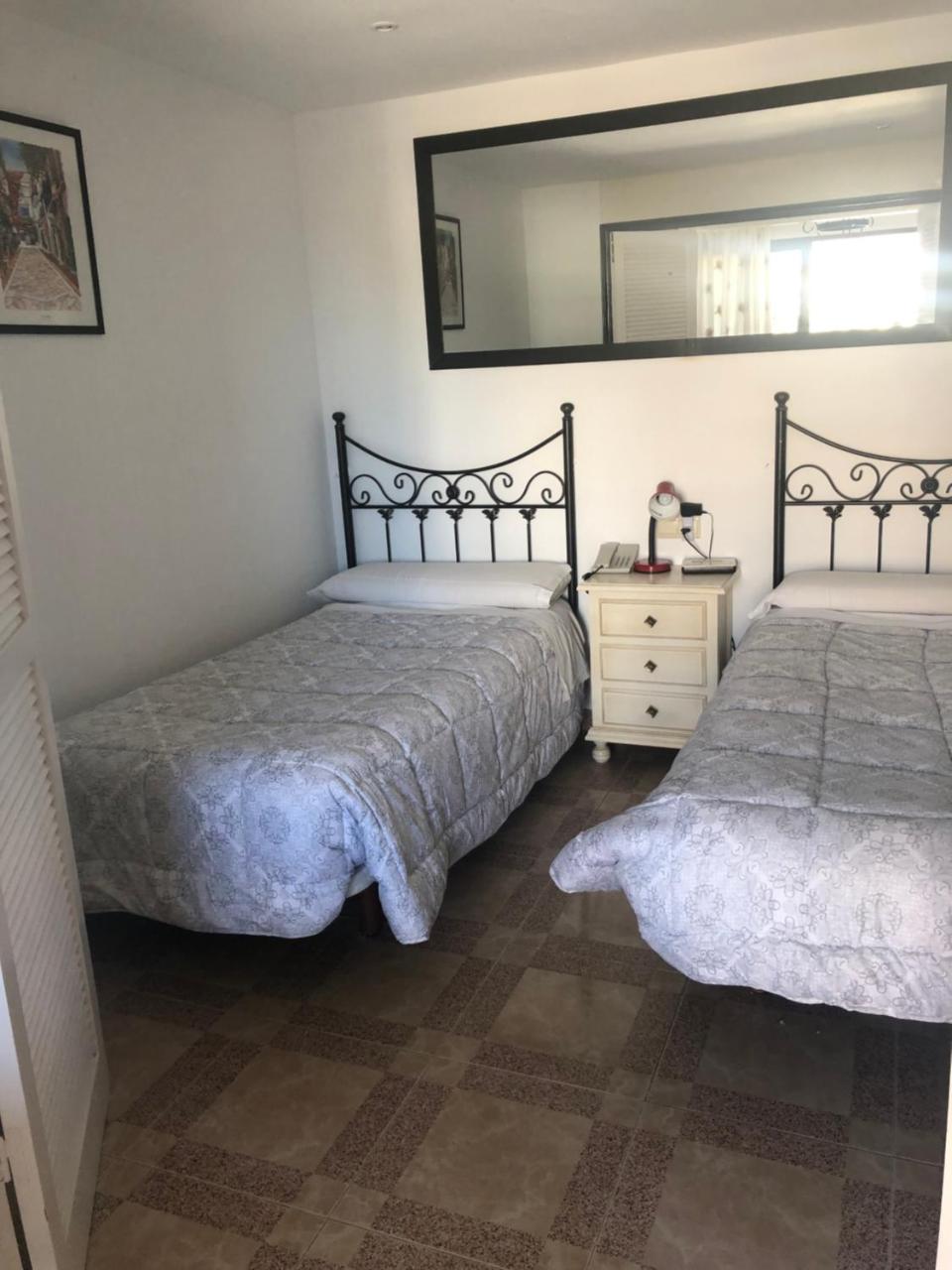 Apartamentos Mediterraneo 마르베야 외부 사진