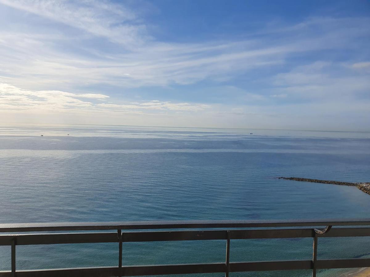 Apartamentos Mediterraneo 마르베야 외부 사진